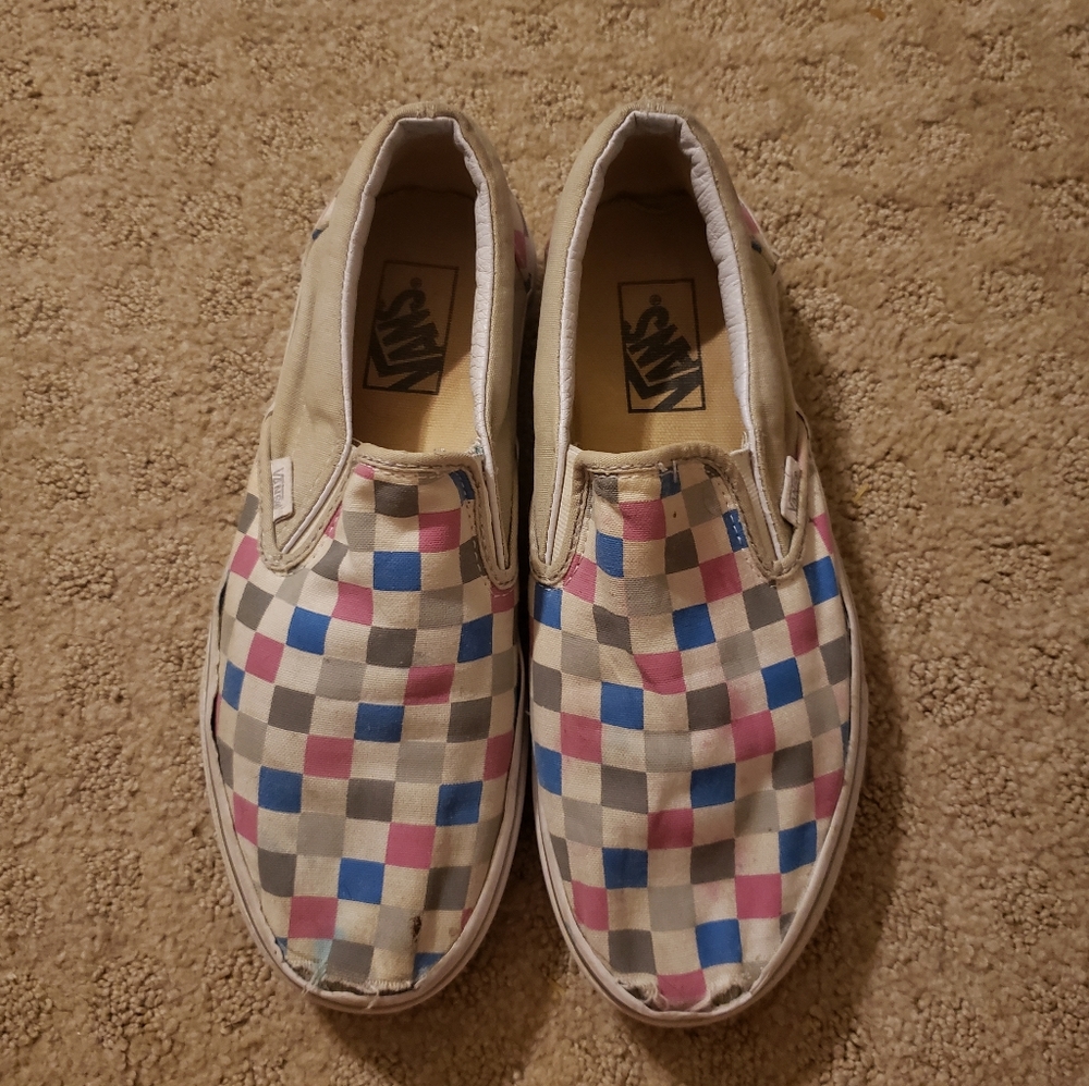checkered slip on vans!